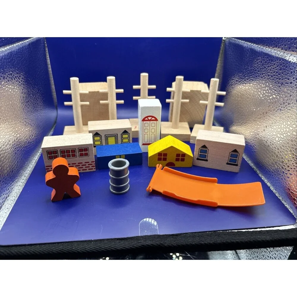 Lubulona Lubu Town Wooden Stacking Architecture Blocks Lot W/Hospital Pieces